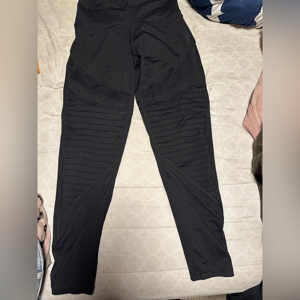 Ribbed Leggings